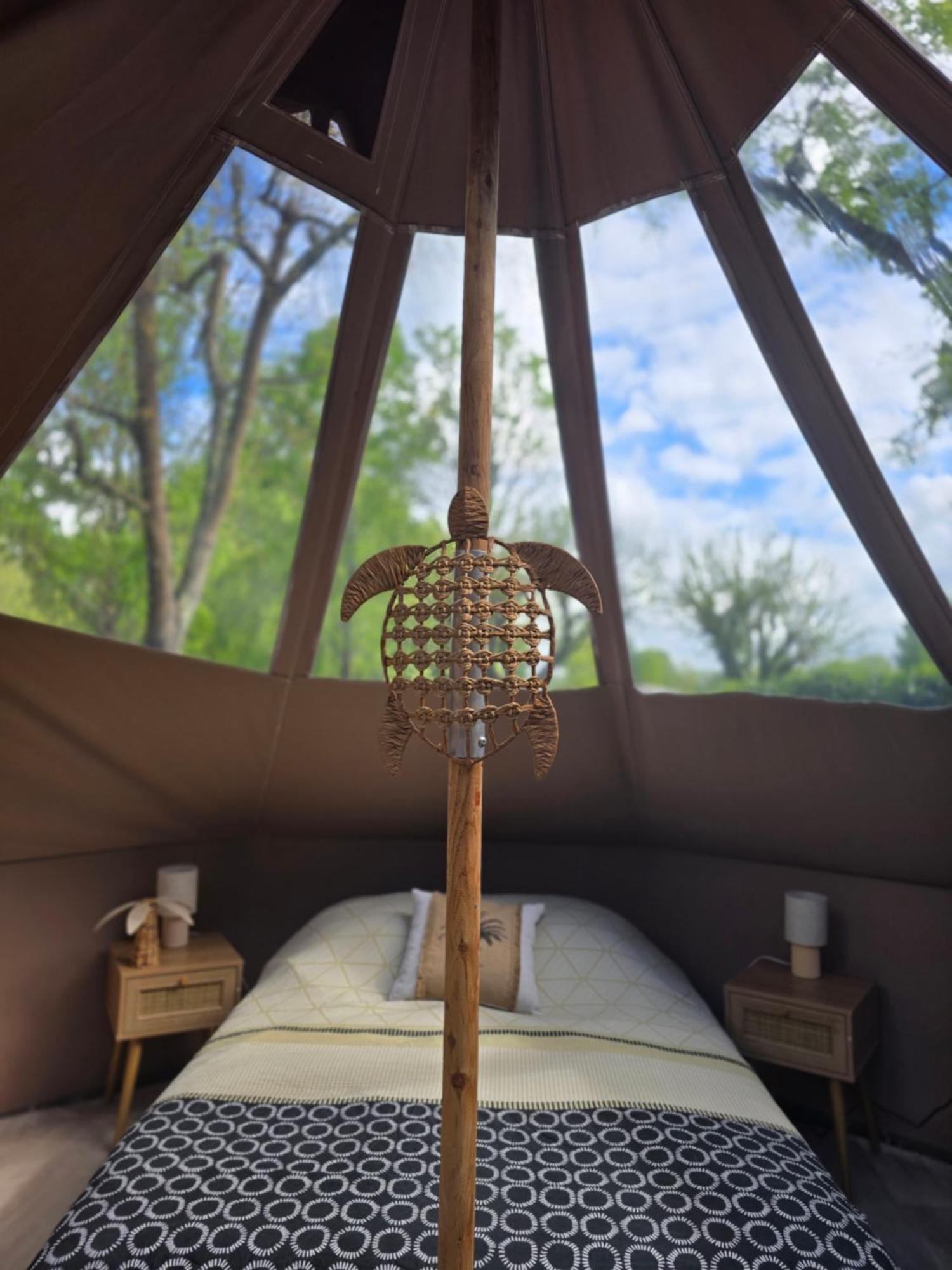 Les Nuits De Cassiopee Bed & Breakfast Sorde-l'Abbaye Ngoại thất bức ảnh